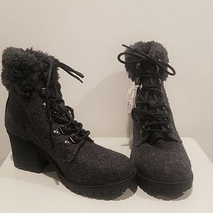 NWT Gray Boots with heel